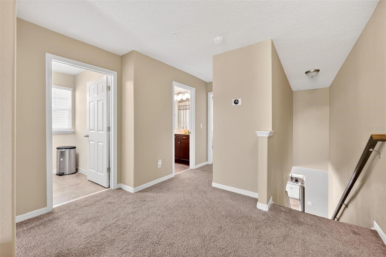 RANDAL PARK - Residential