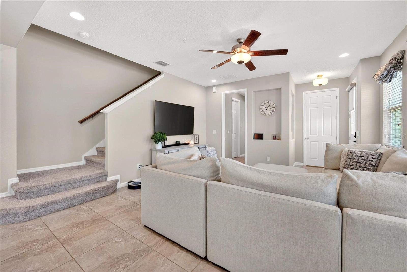 RANDAL PARK - Residential