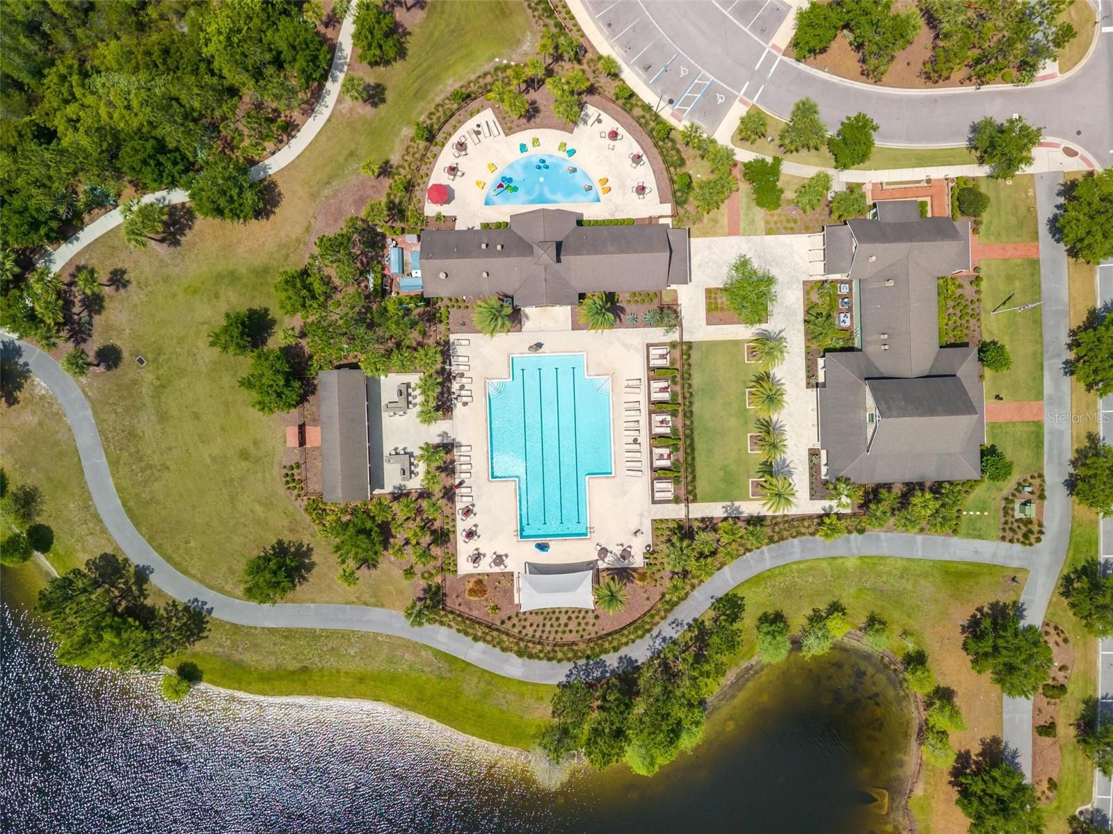 RANDAL PARK - Residential