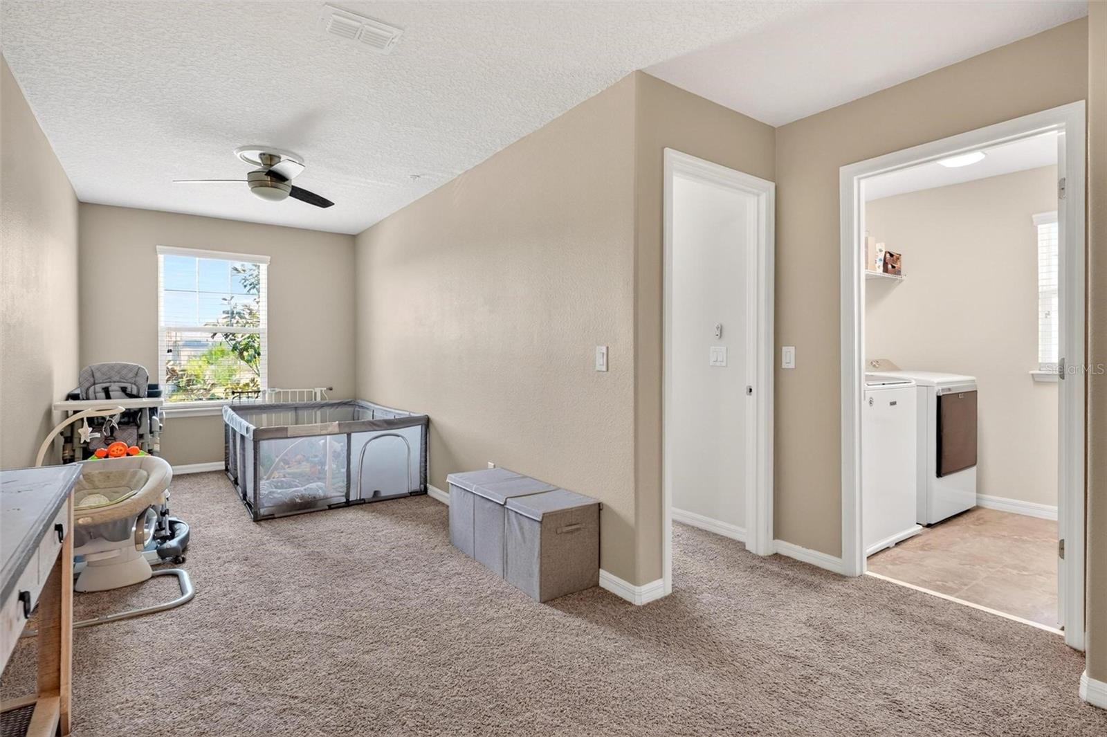 RANDAL PARK - Residential