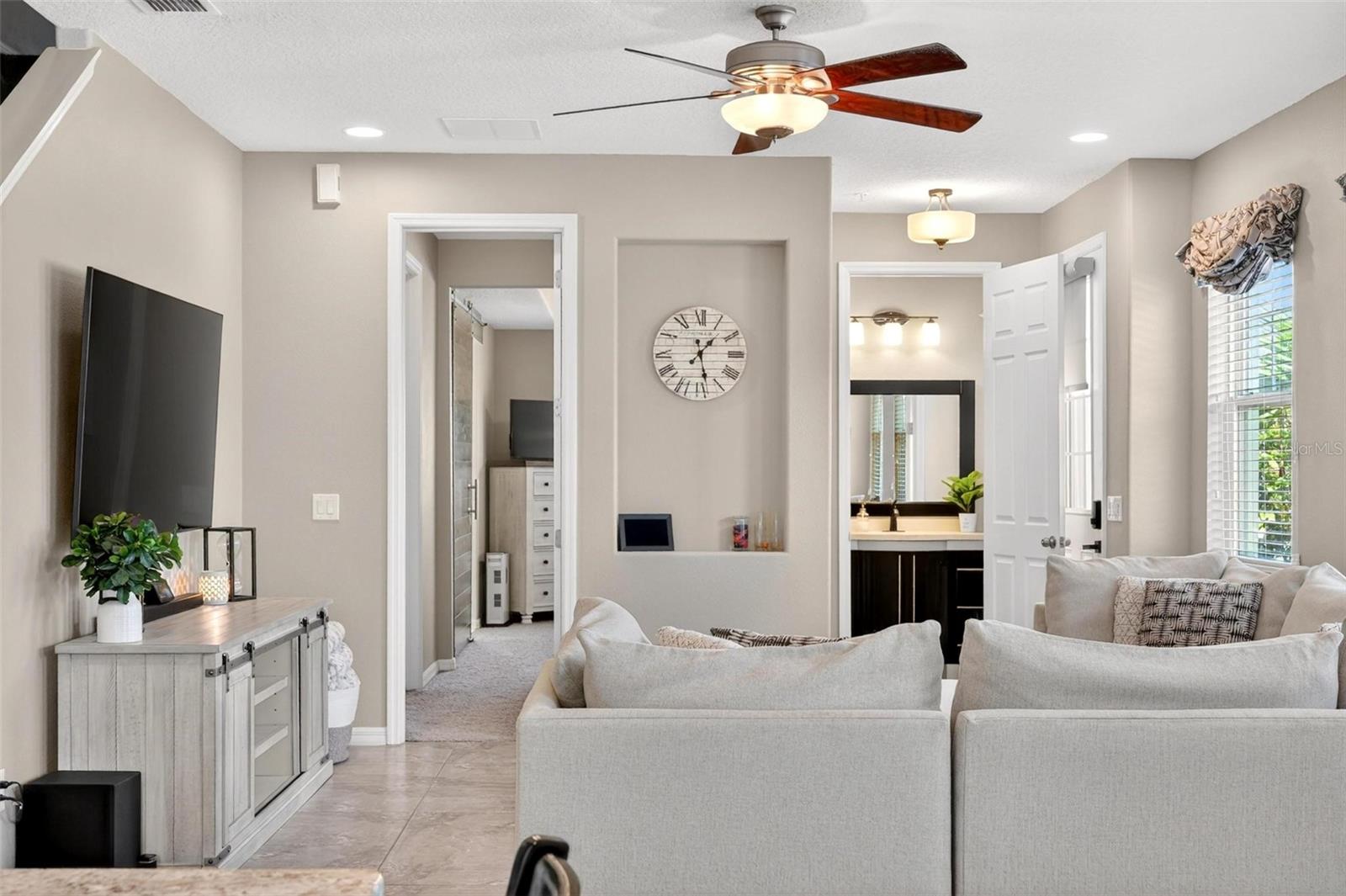 RANDAL PARK - Residential