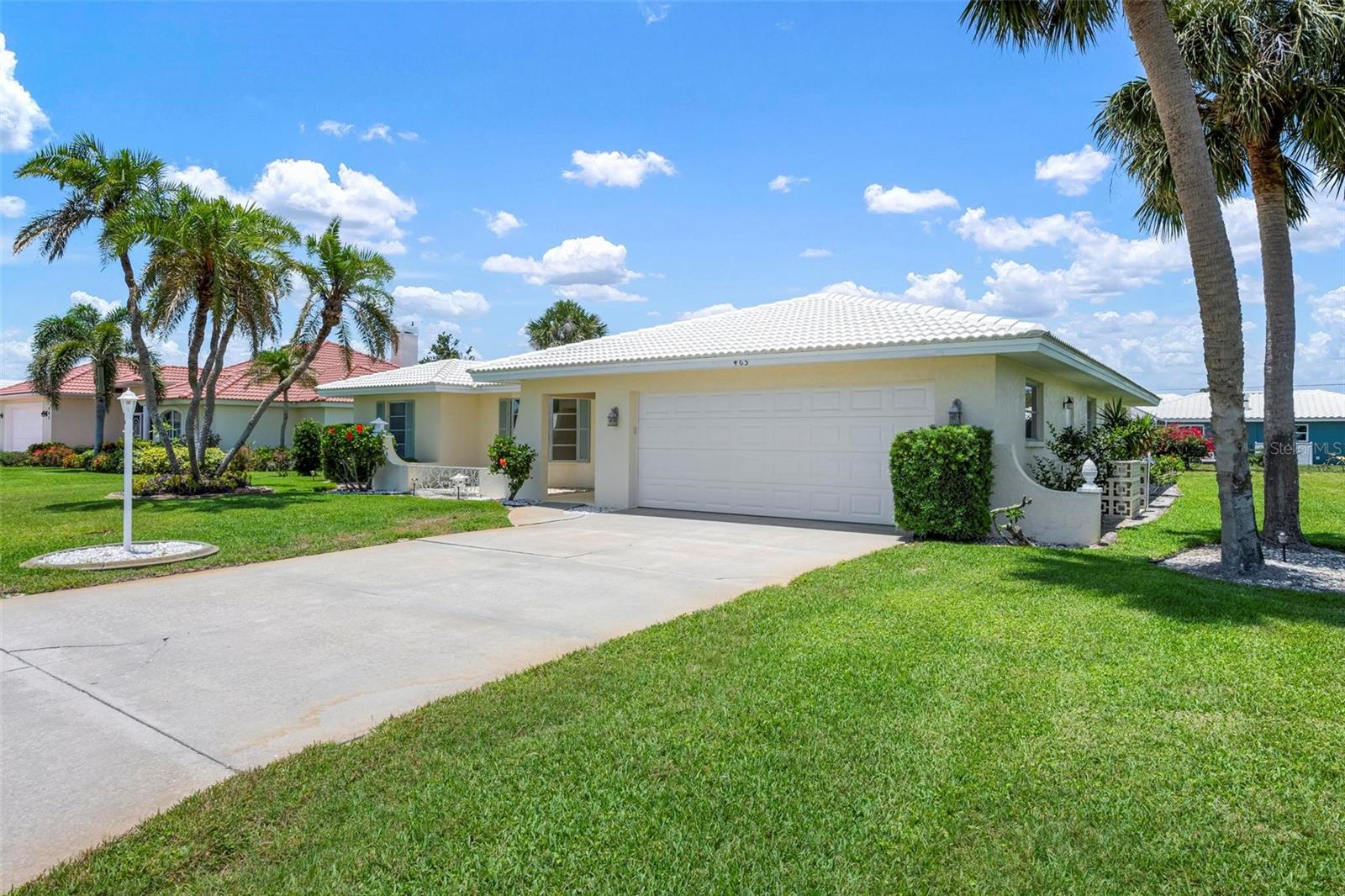 465 LAURENCIN DRIVE