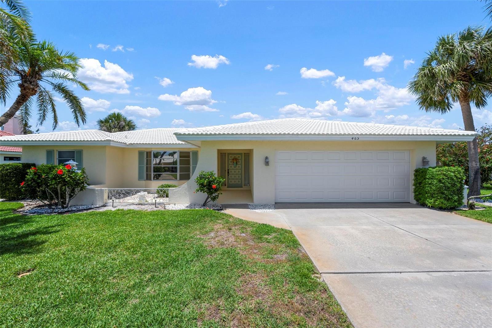 465 LAURENCIN DRIVE