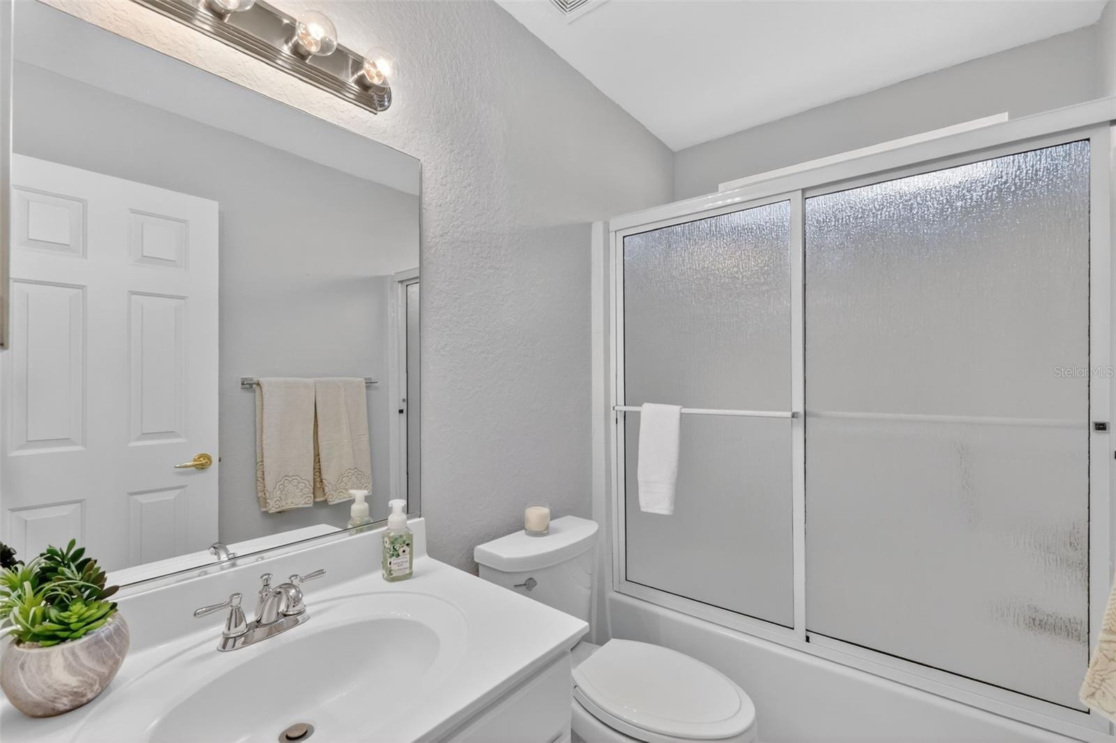 SPRUCE CREEK GOLF AND  COUNTRY CLUB - Residential