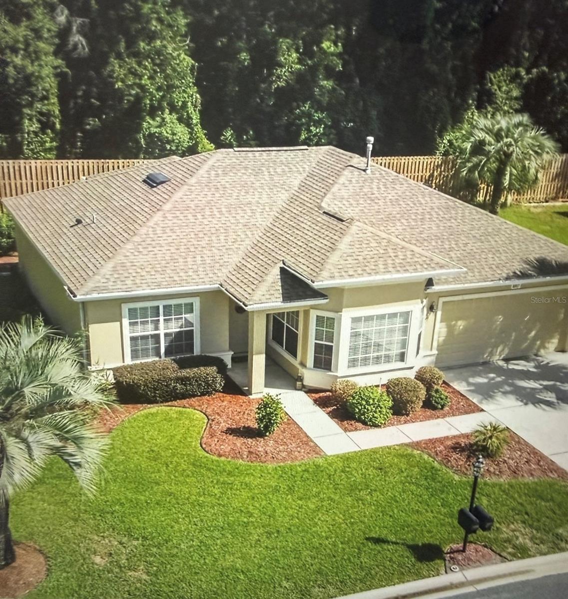 SPRUCE CREEK GOLF AND  COUNTRY CLUB - Residential