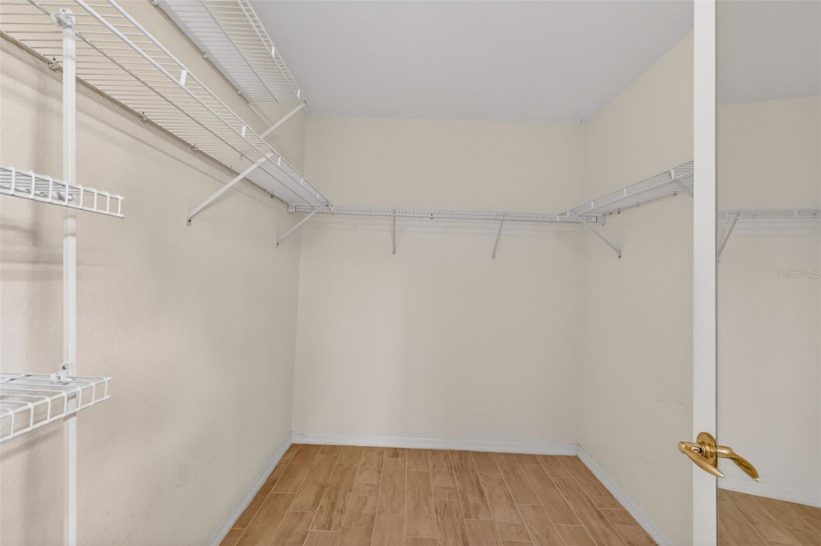 SPRUCE CREEK GOLF AND  COUNTRY CLUB - Residential