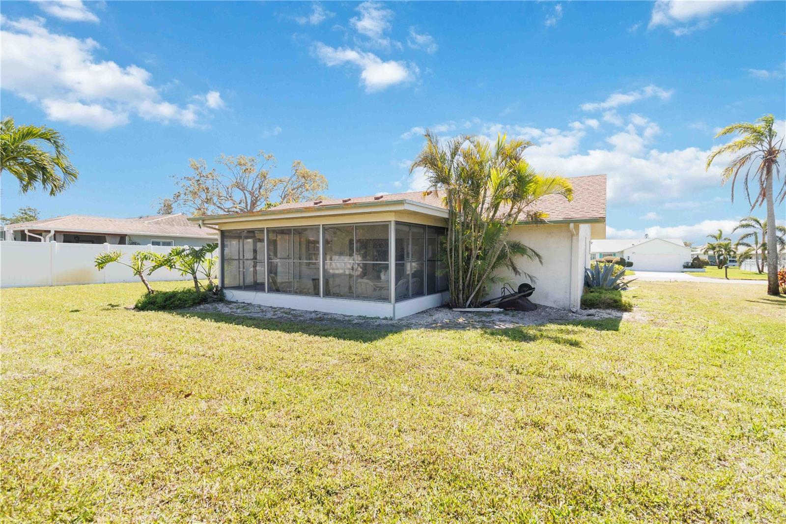 VILLAGE GREEN OF BRADENTON - Residential