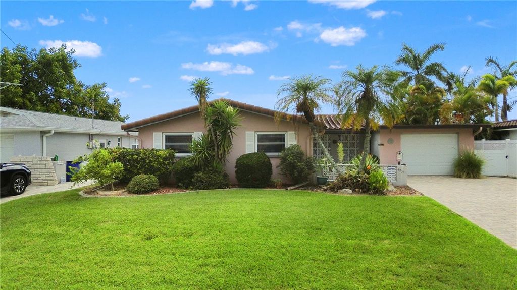 Photo of 4931 Pelican Dr, New Port Richey, FL 34652 (MLS # TB8394219)