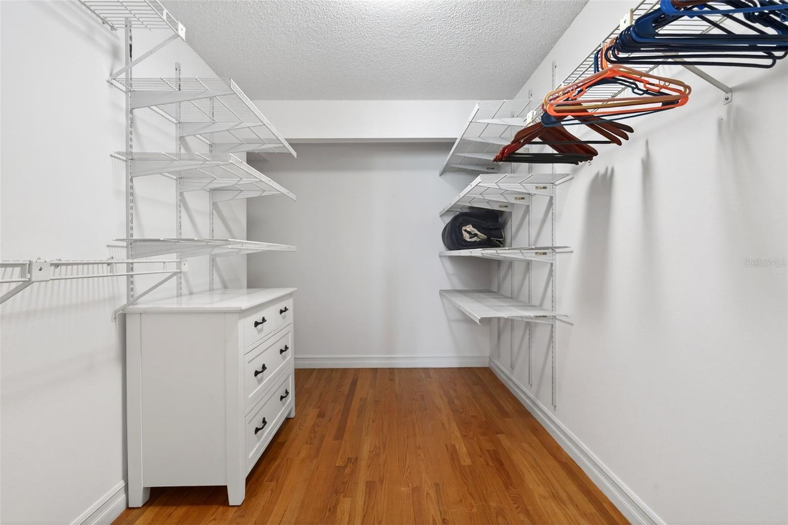 SOUTHWINDS AT FIVE LAKES PH A,6,7,8&11 - Residential