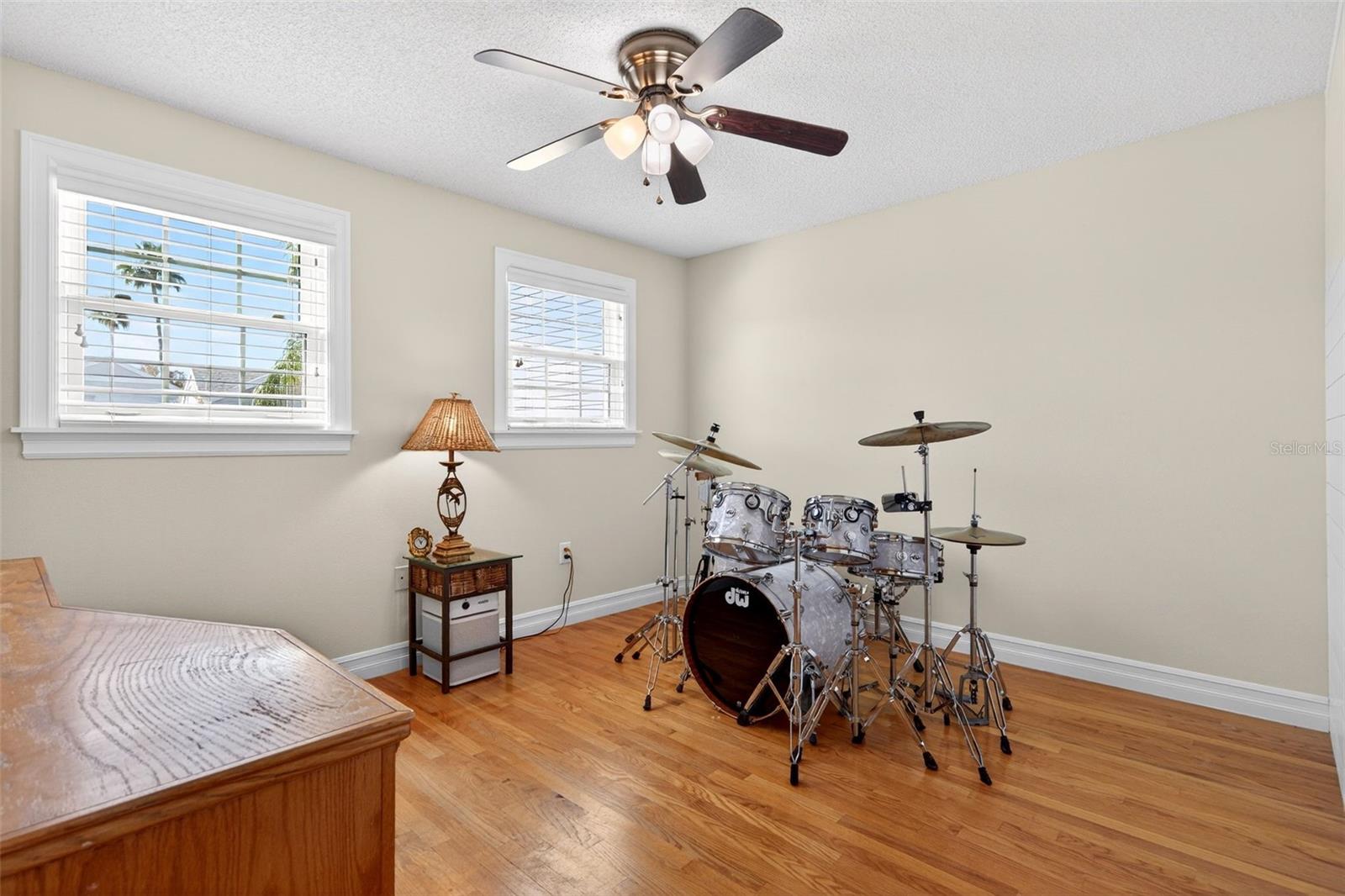 SOUTHWINDS AT FIVE LAKES PH A,6,7,8&11 - Residential