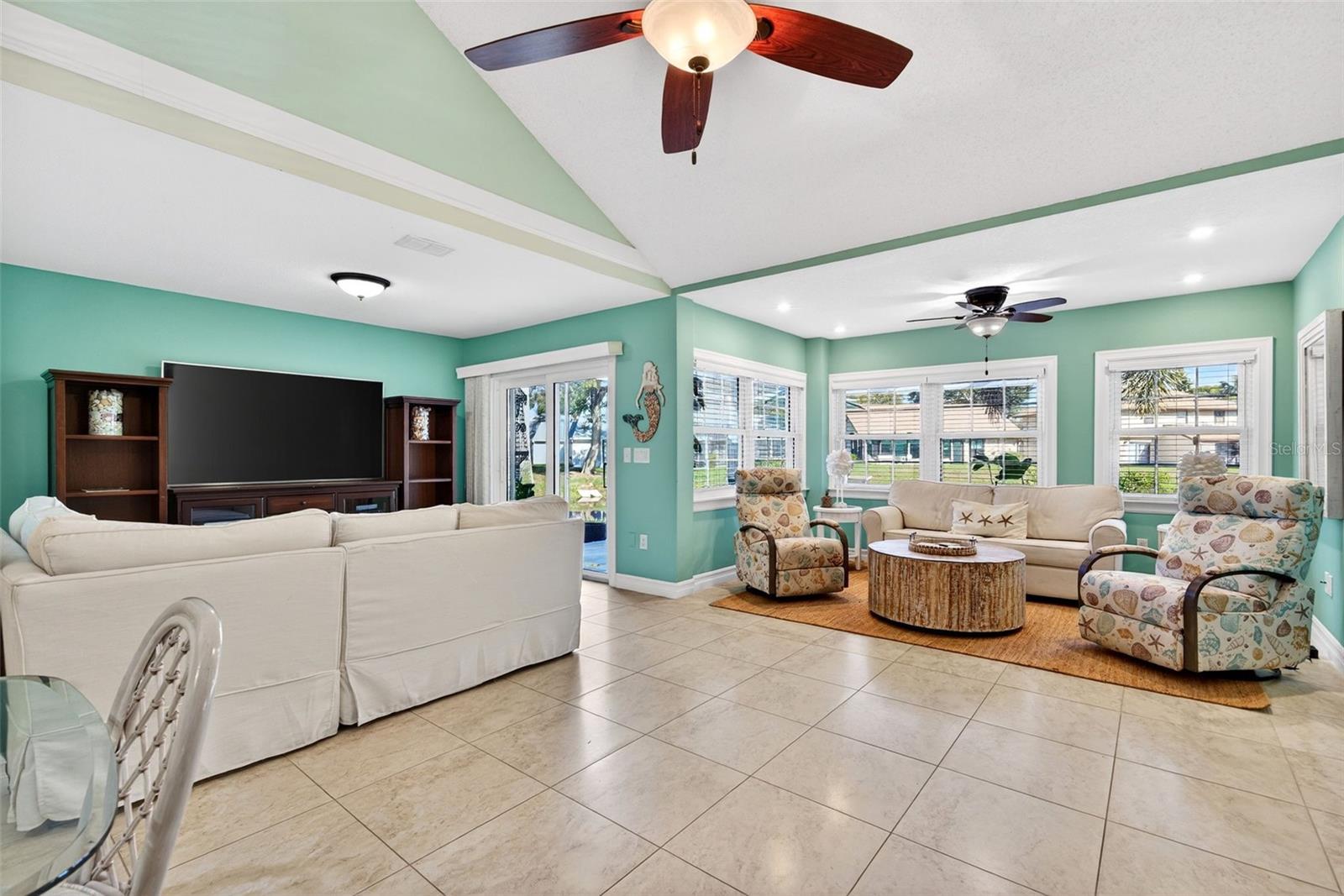 SOUTHWINDS AT FIVE LAKES PH A,6,7,8&11 - Residential