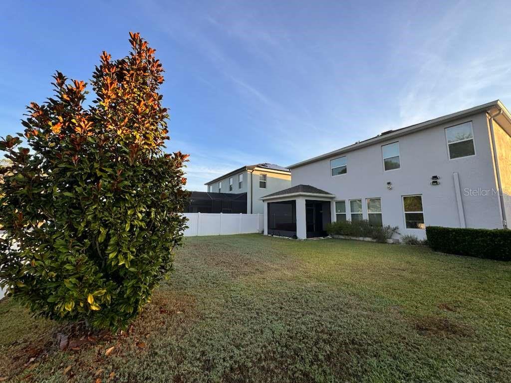 CORNERGATE SUB - Residential Lease