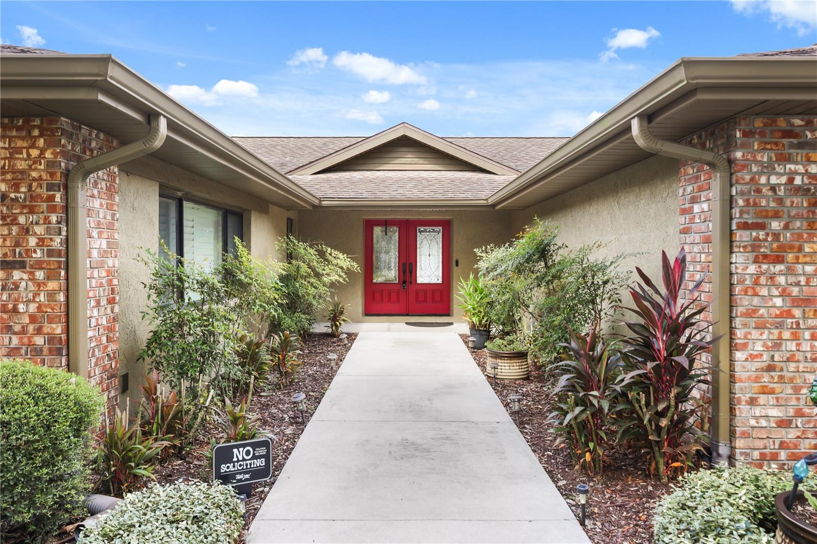 1008 FOREST CIRCLE