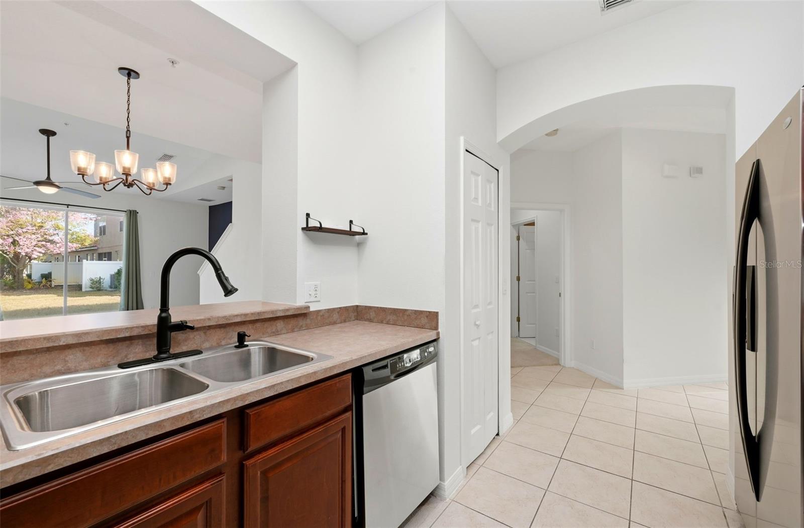 CRESTWOOD HEIGHTS - Residential