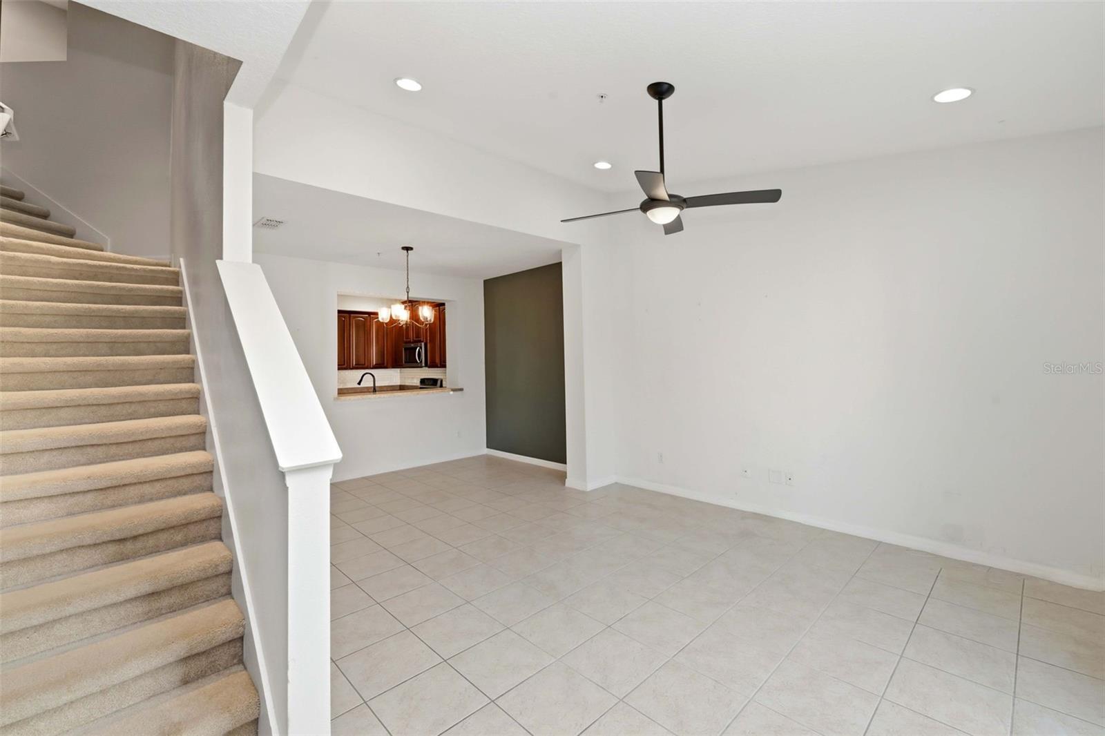 CRESTWOOD HEIGHTS - Residential