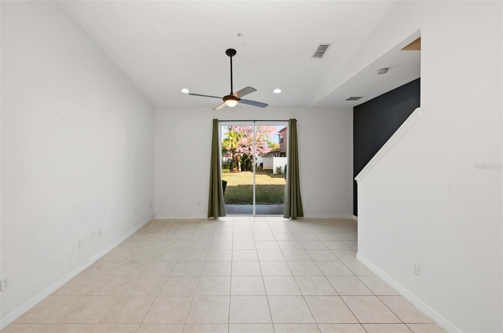 CRESTWOOD HEIGHTS - Residential