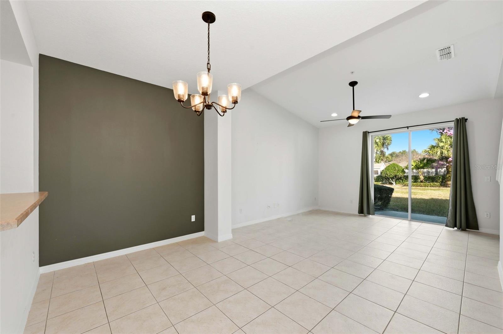 CRESTWOOD HEIGHTS - Residential