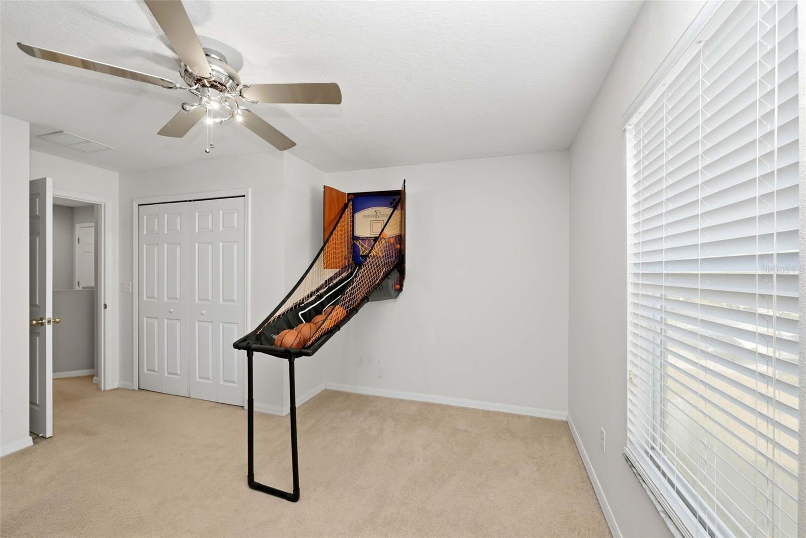 CRESTWOOD HEIGHTS - Residential