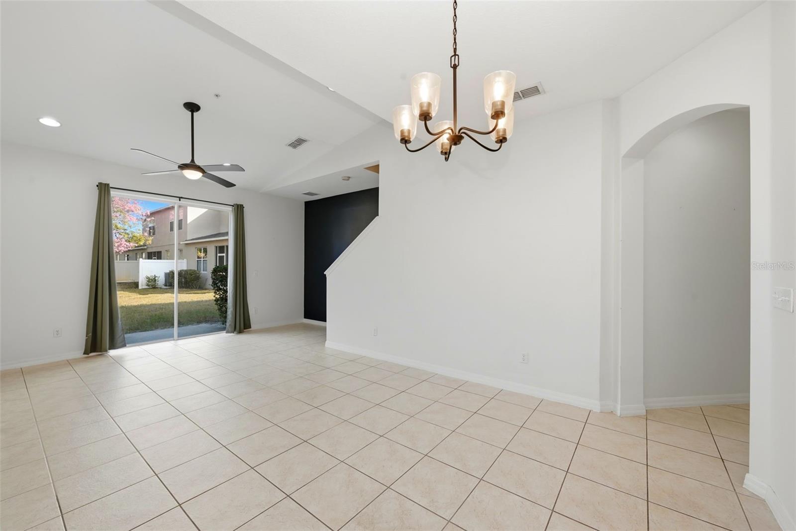 CRESTWOOD HEIGHTS - Residential