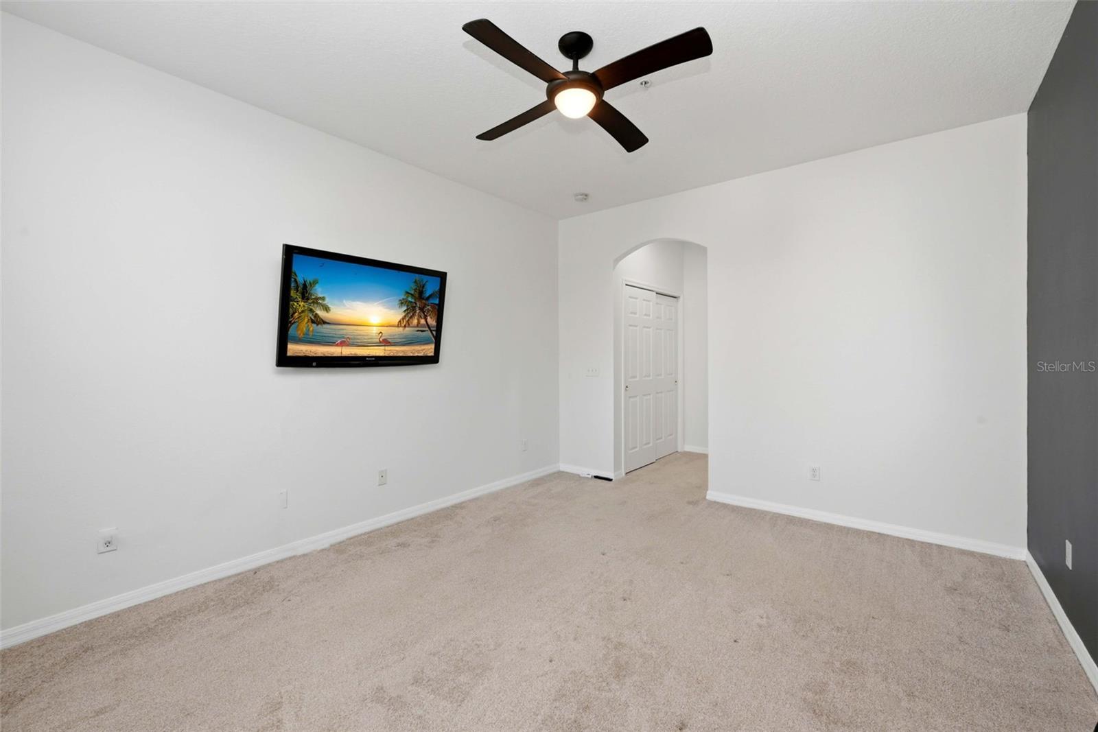 CRESTWOOD HEIGHTS - Residential