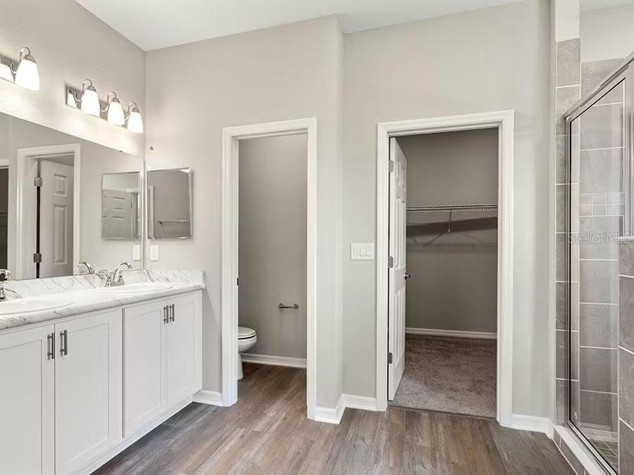 MARION OAKS - Residential