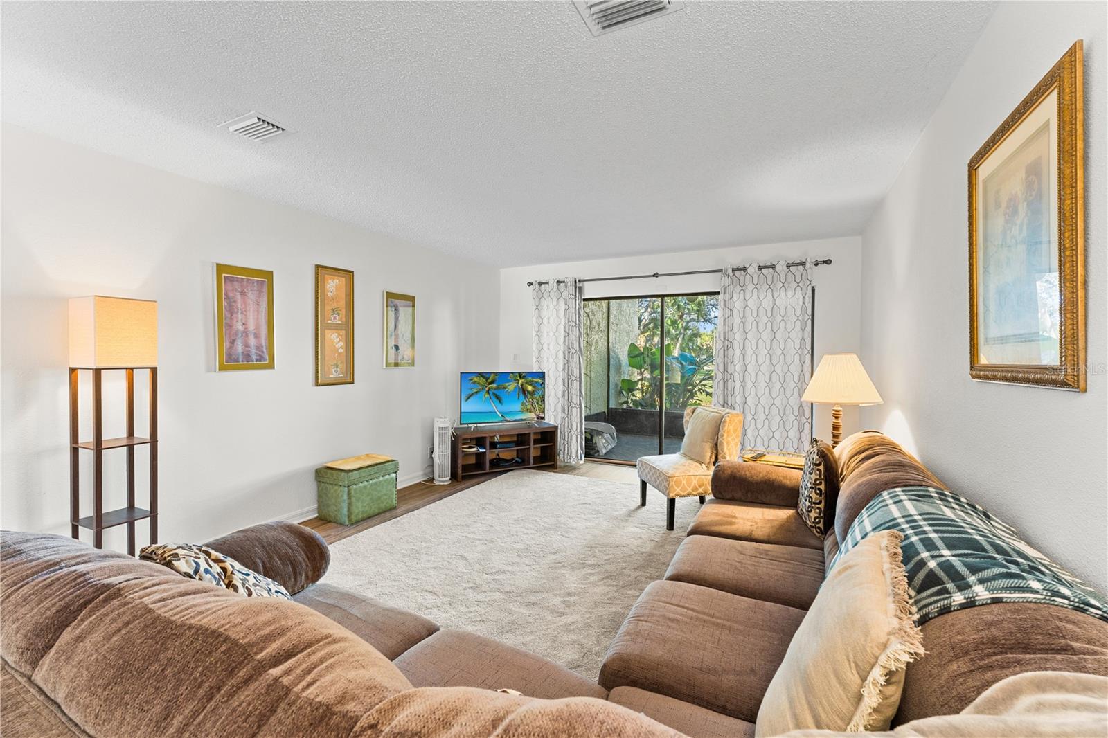 HIDDEN BAY VILLAS CONDO - Residential