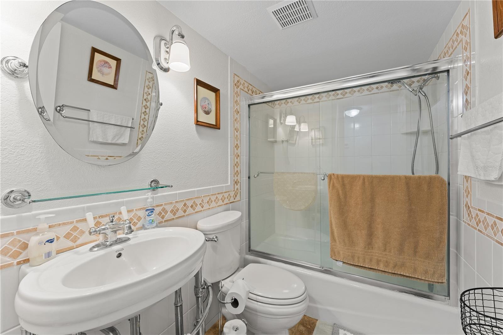 HIDDEN BAY VILLAS CONDO - Residential