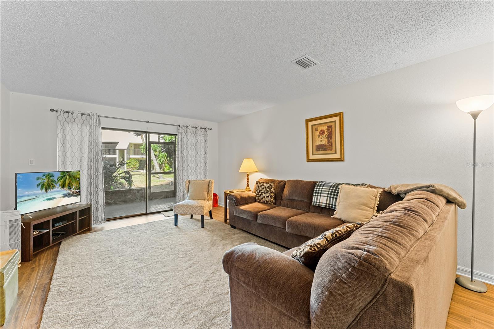 HIDDEN BAY VILLAS CONDO - Residential