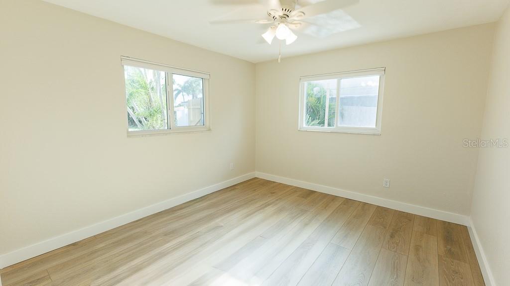 CAPRI ISLE - Residential