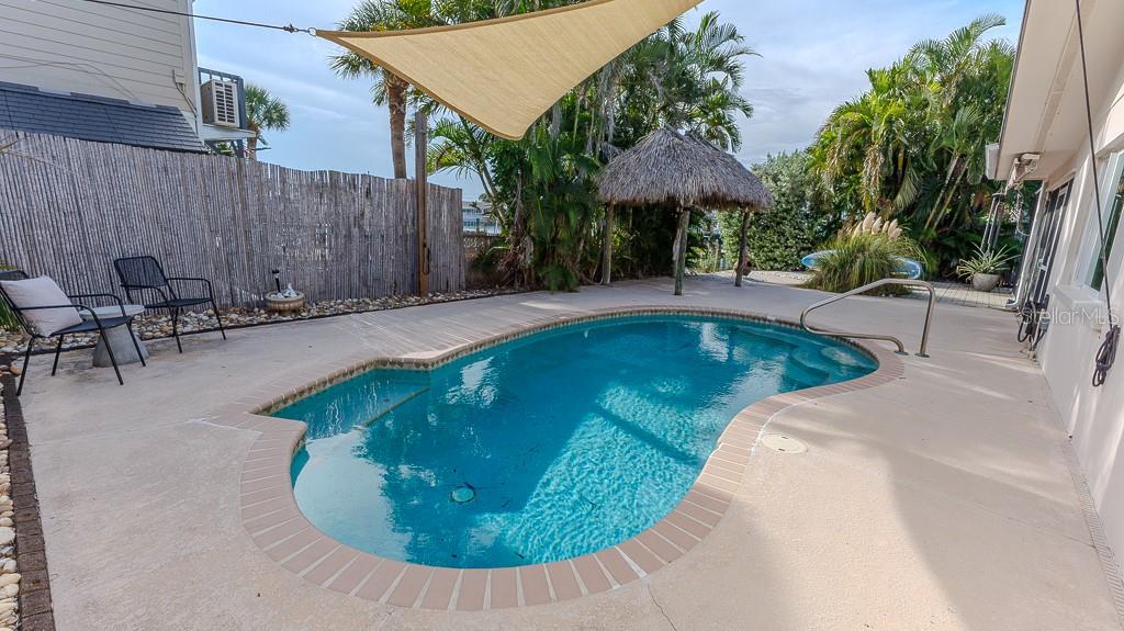 CAPRI ISLE - Residential