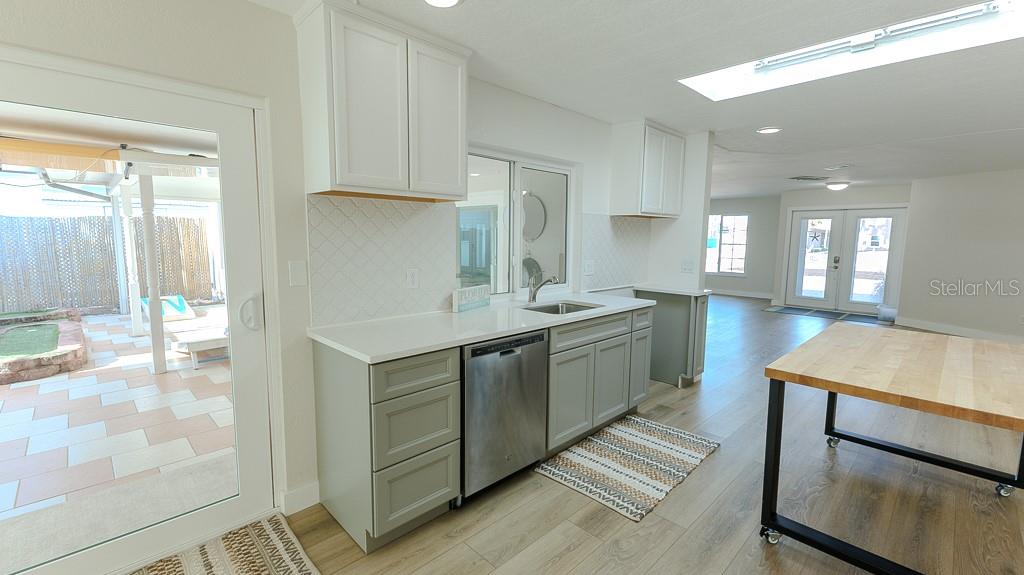 CAPRI ISLE - Residential