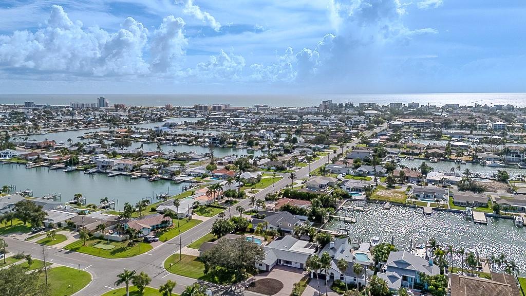 CAPRI ISLE - Residential