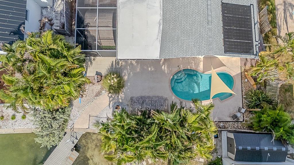 CAPRI ISLE - Residential
