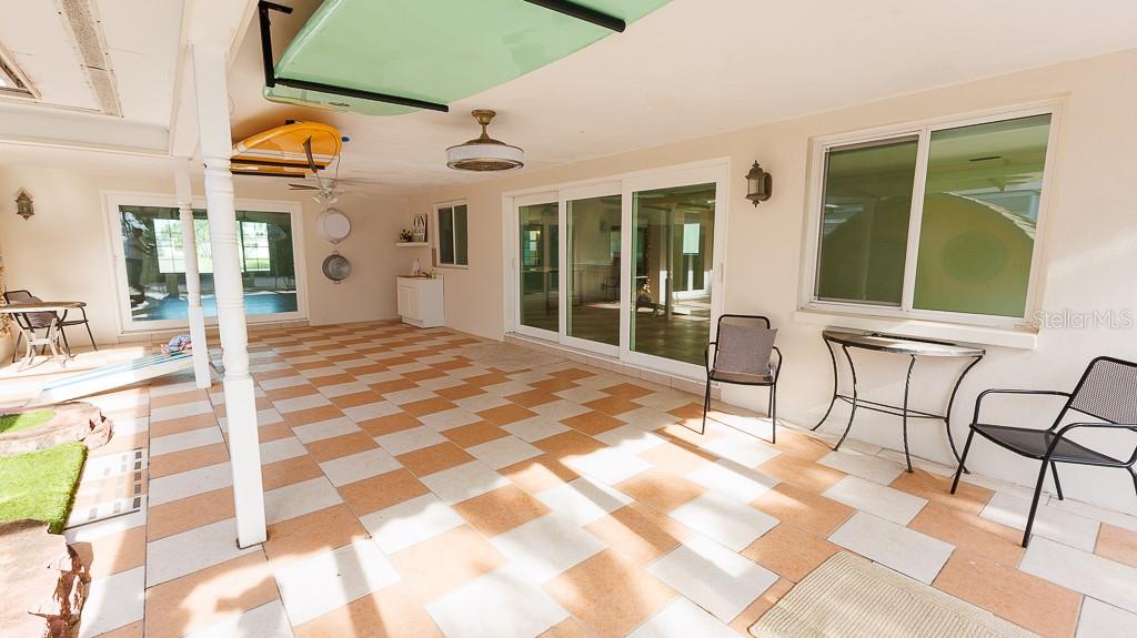 CAPRI ISLE - Residential