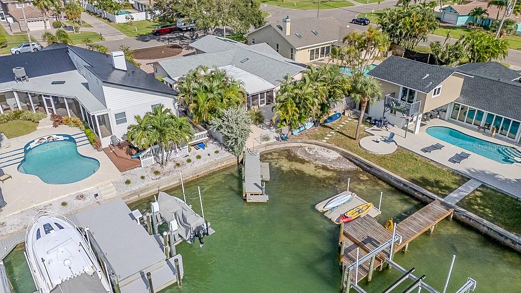CAPRI ISLE - Residential