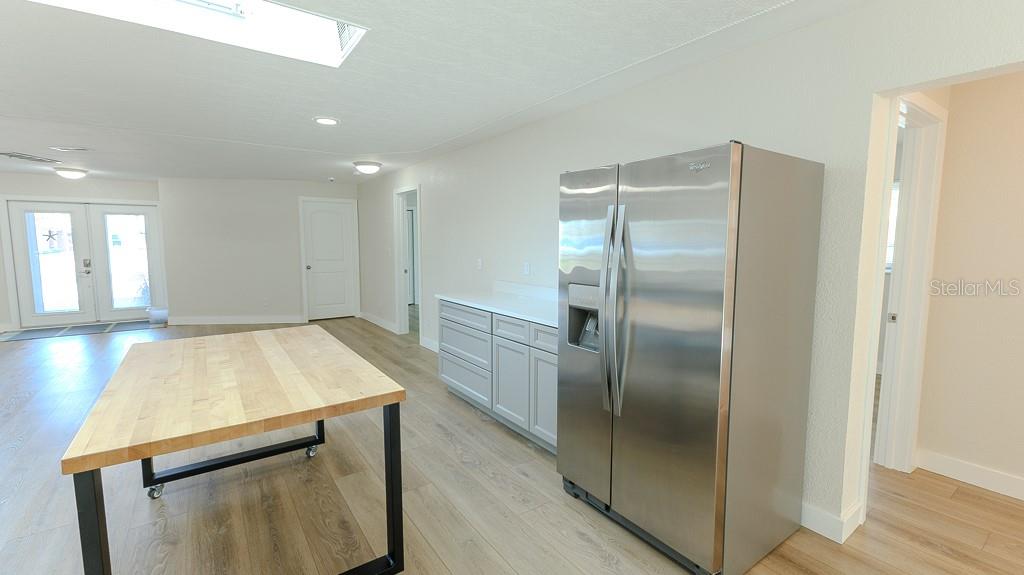 CAPRI ISLE - Residential