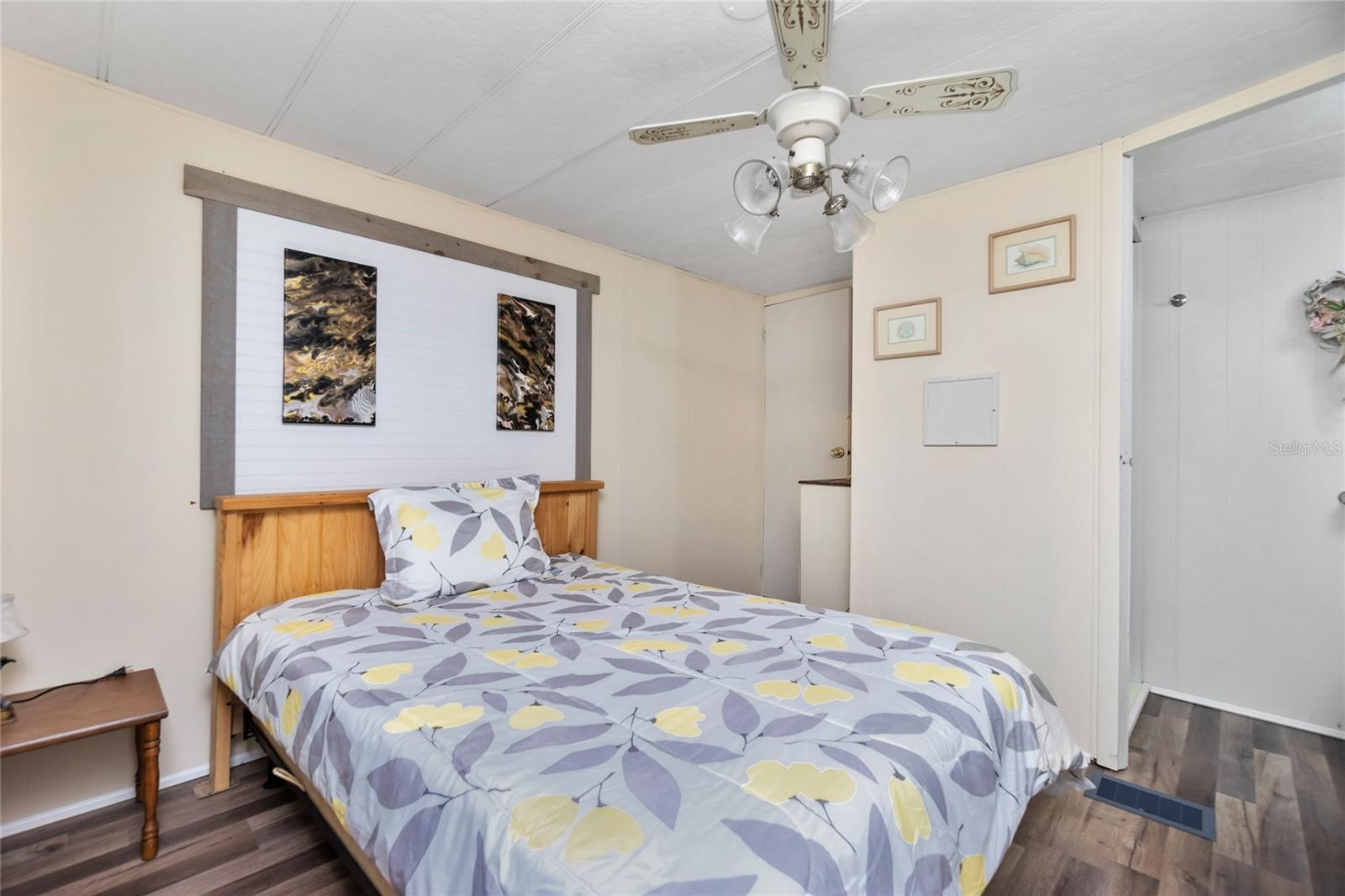 HARBOR COVE - Residential