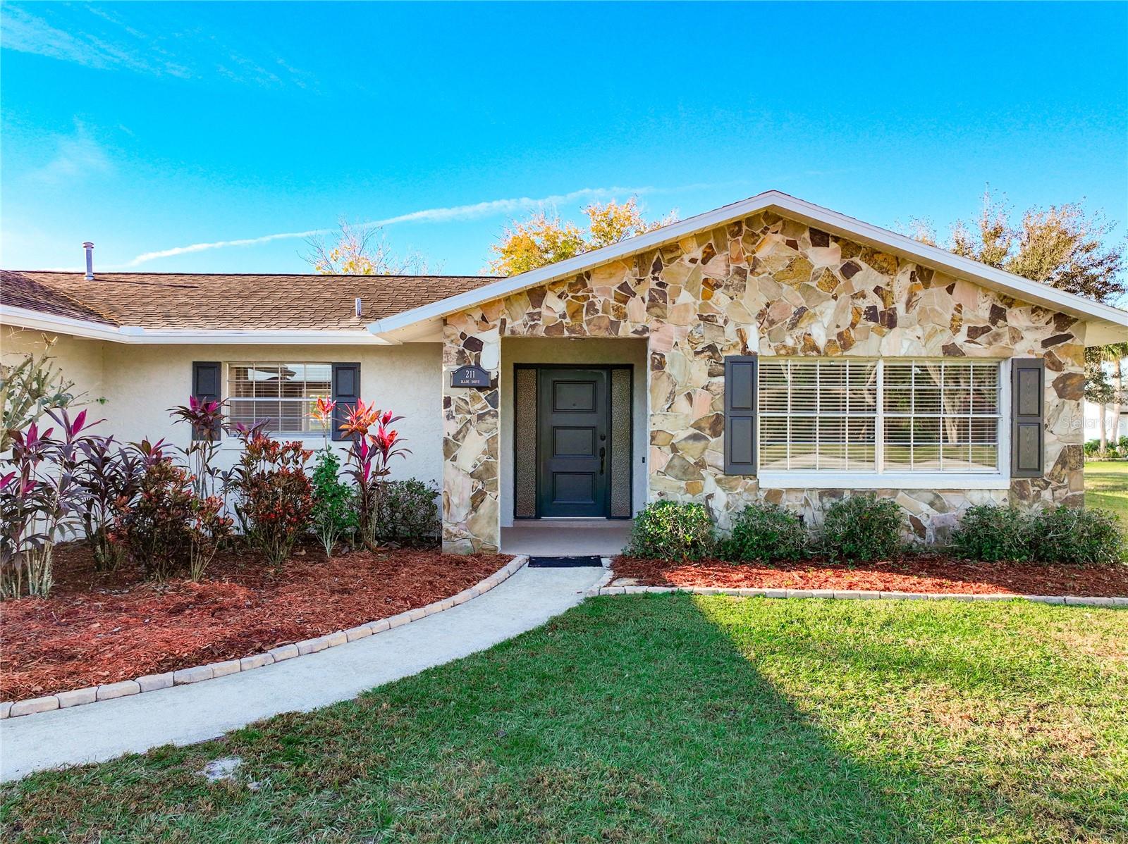 WINSOR MANOR 1ST ADD - Residential