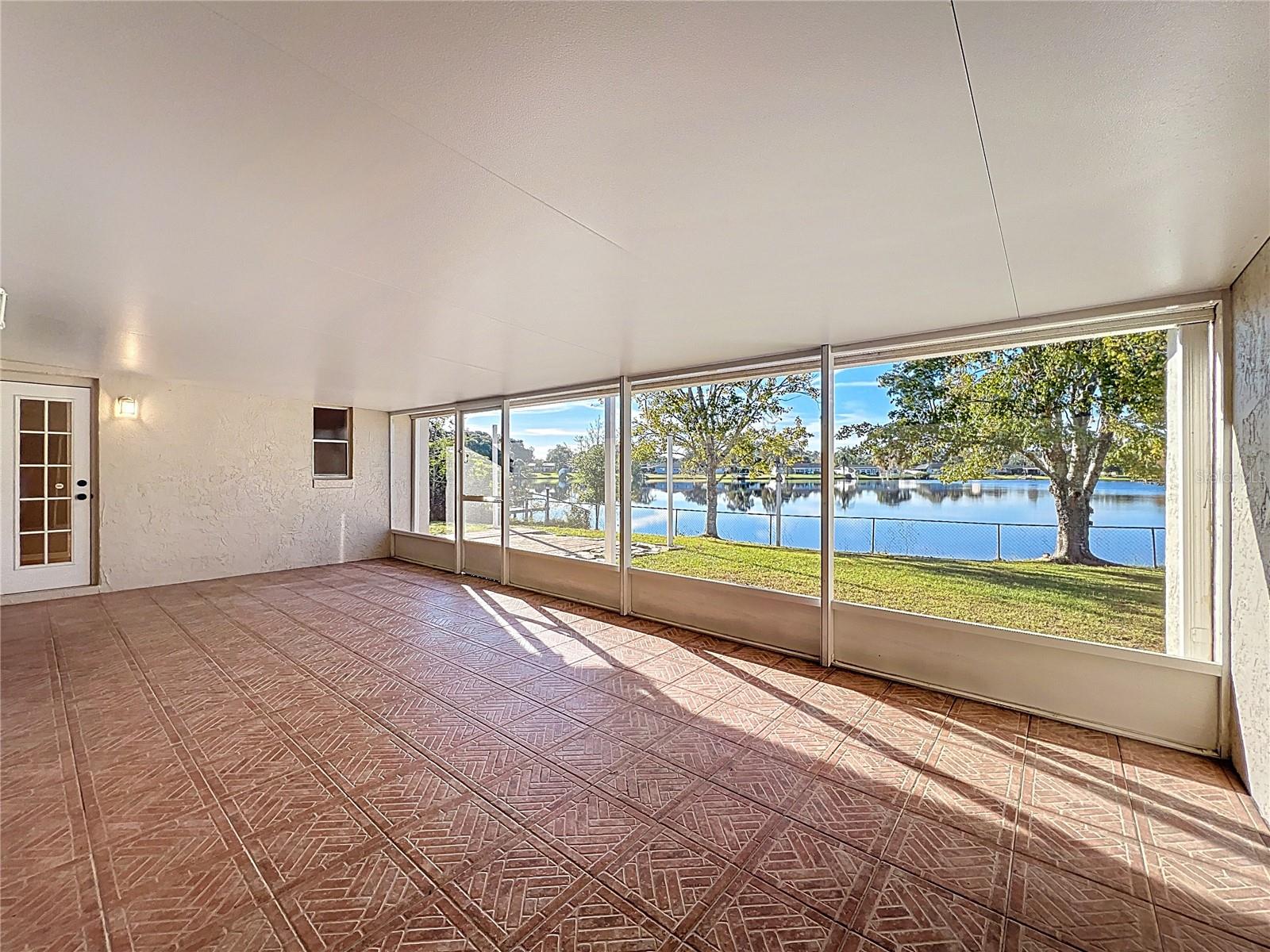 WINSOR MANOR 1ST ADD - Residential