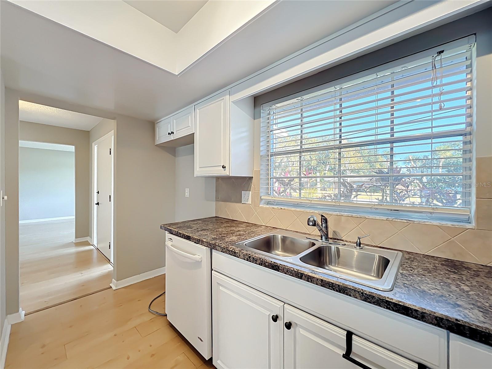 WINSOR MANOR 1ST ADD - Residential