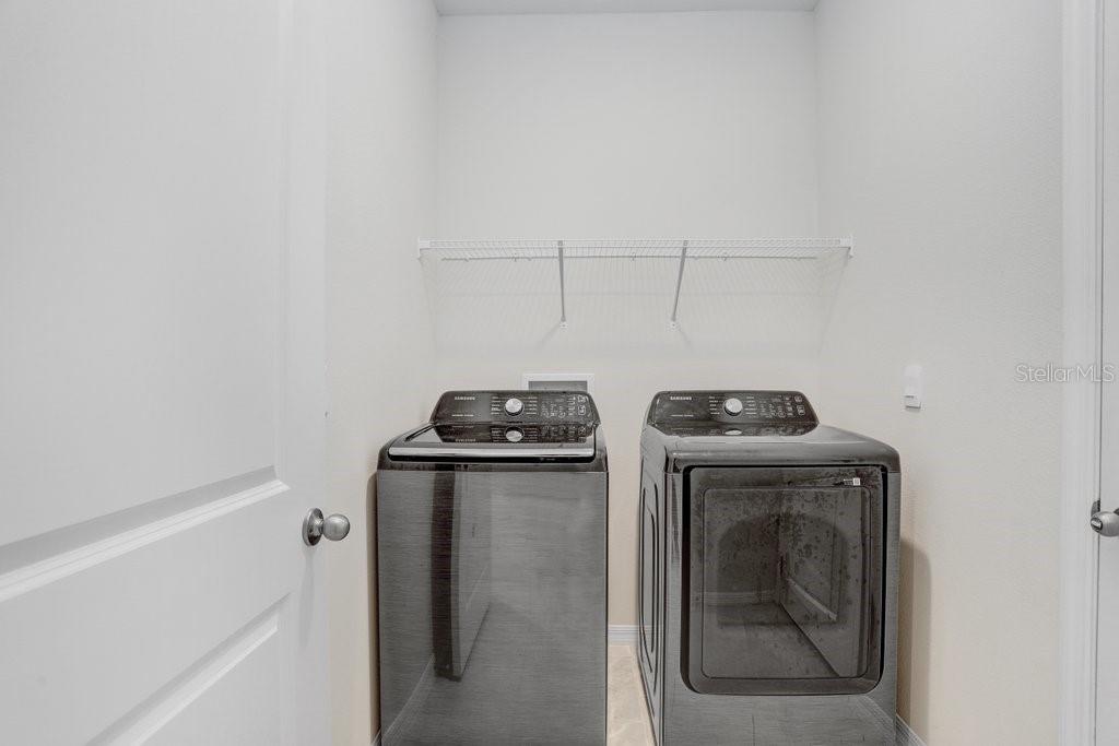 AVALON PK WEST-NORTH PHS 2 4 5 - Residential