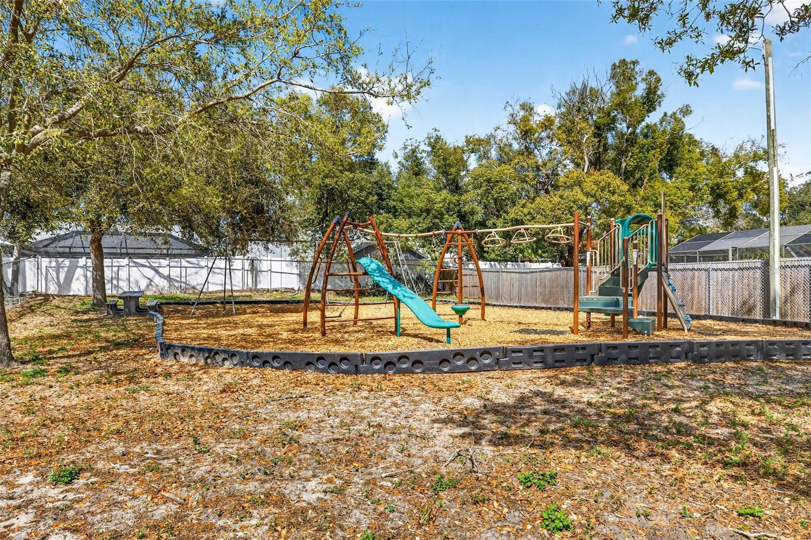 TRENTWOOD MANOR - Residential