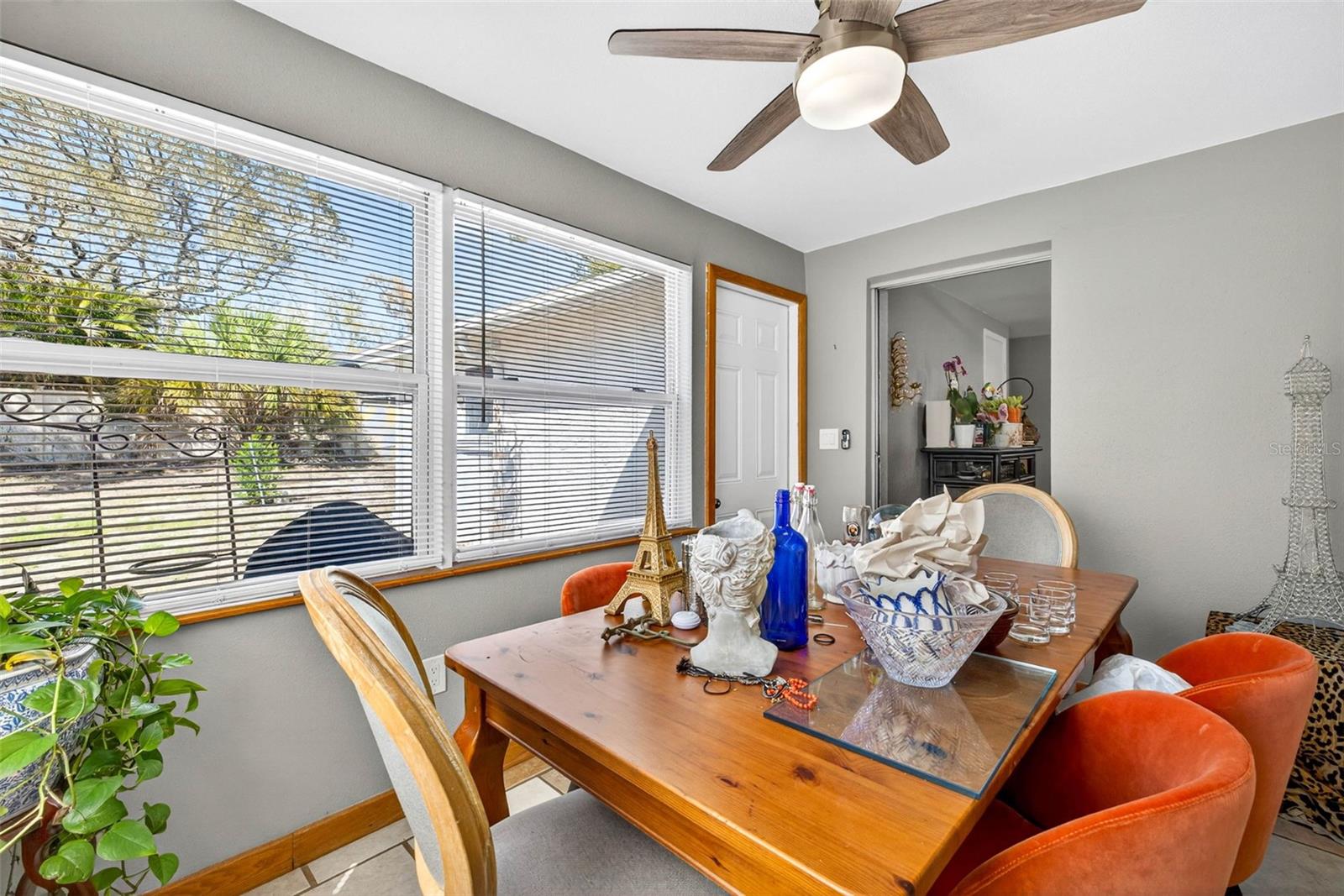 TRENTWOOD MANOR - Residential