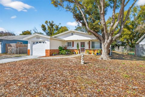 Photo of 1016 Windsor Hill Way, Tarpon Springs, FL 34689 (MLS # TB8483688)