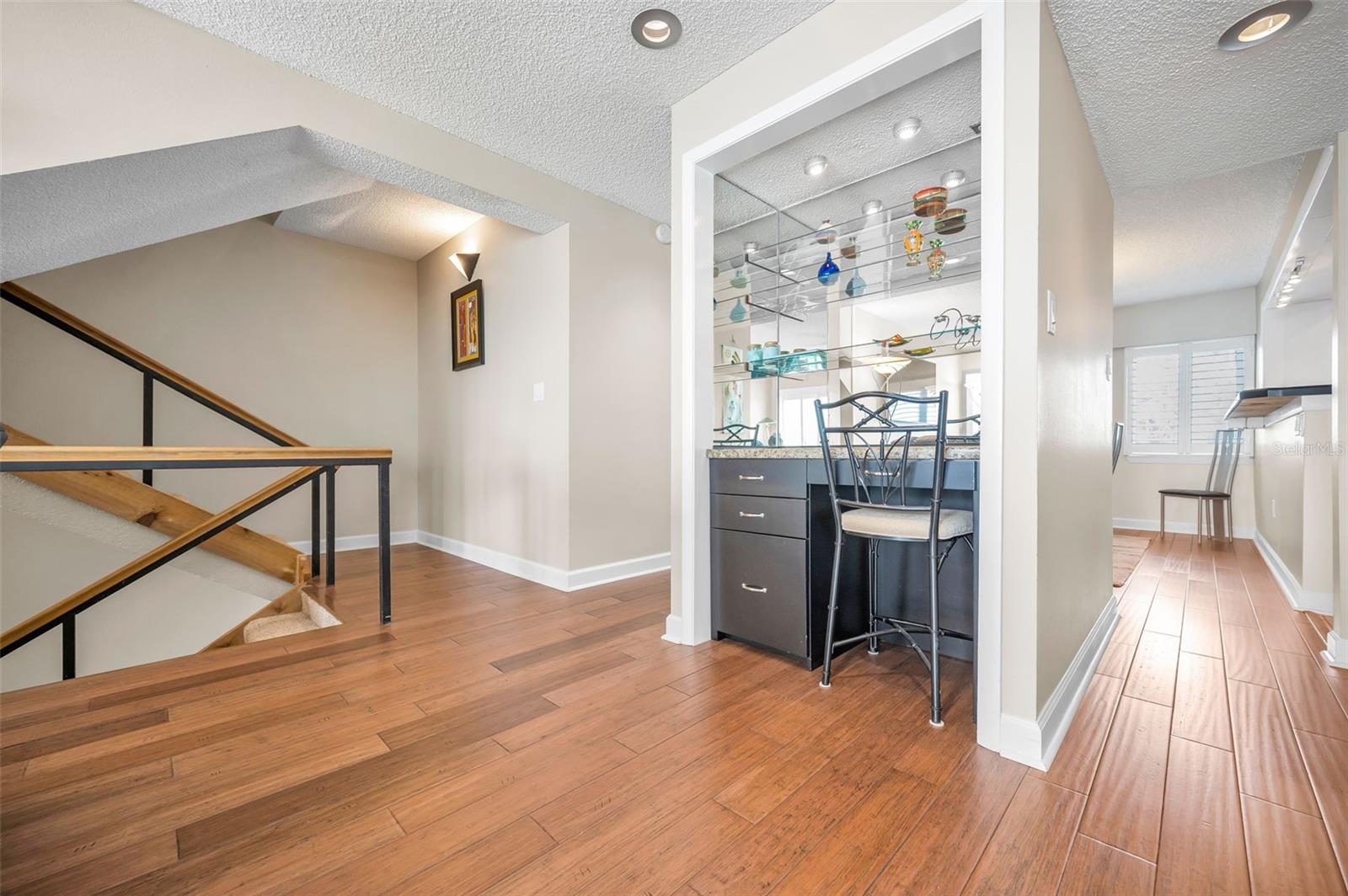 SAND KEY CONDO-BAYSIDE GARDENS II - Residential