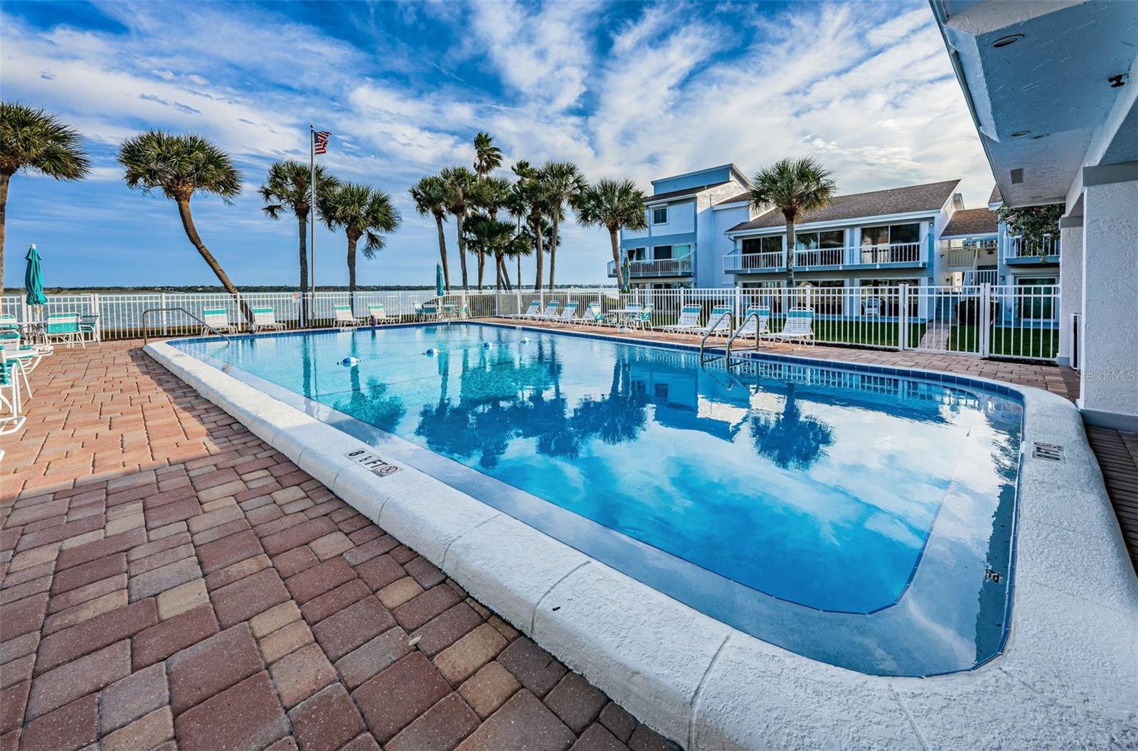 SAND KEY CONDO-BAYSIDE GARDENS II - Residential