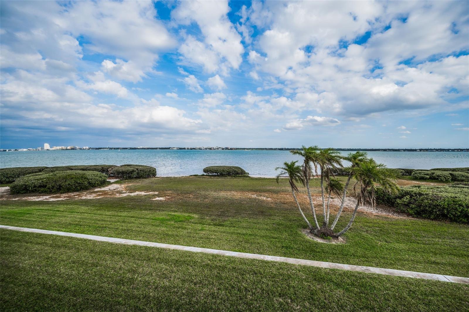 SAND KEY CONDO-BAYSIDE GARDENS II - Residential