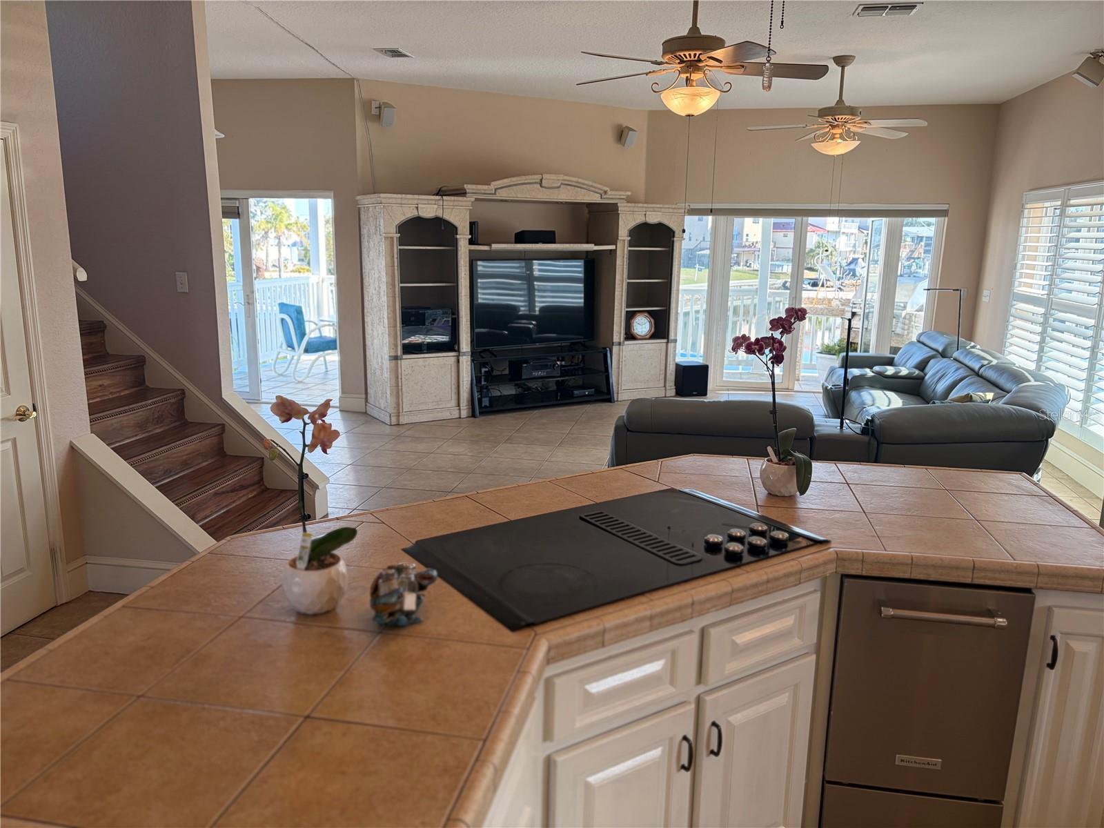 HUDSON BEACH ESTATES - Residential