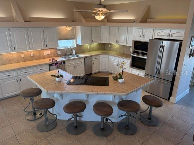 HUDSON BEACH ESTATES - Residential