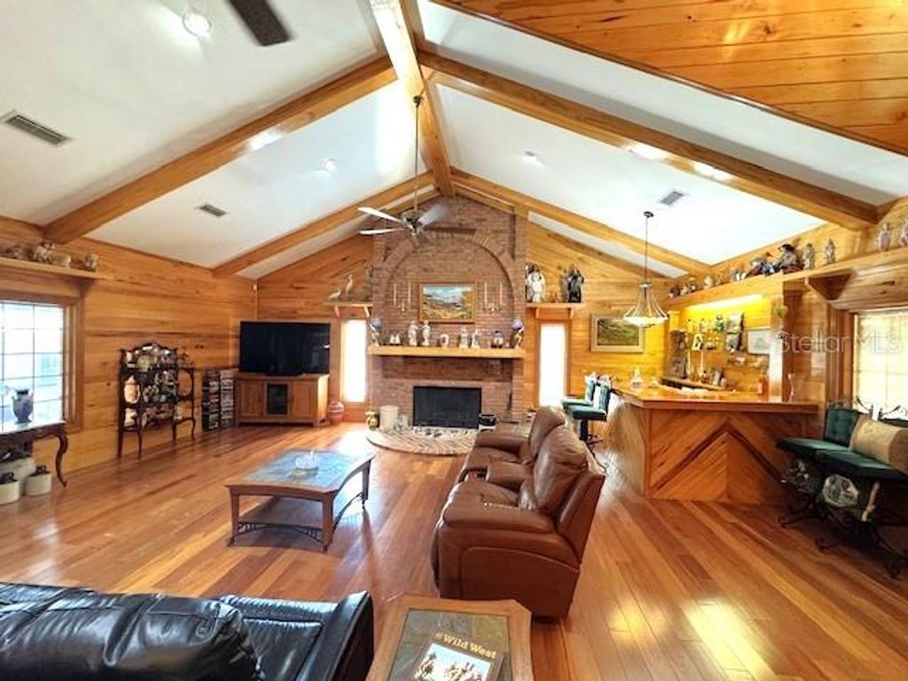 Photo of 272 NE County Road 337, Trenton, FL 32693 (MLS # GC536687)